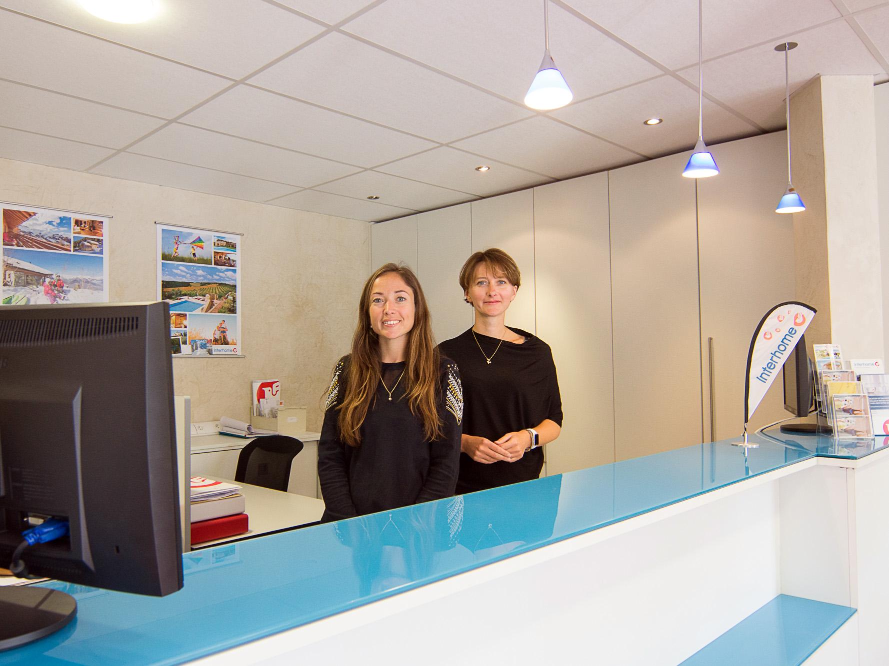 équipe de la conciergerie à Tignes