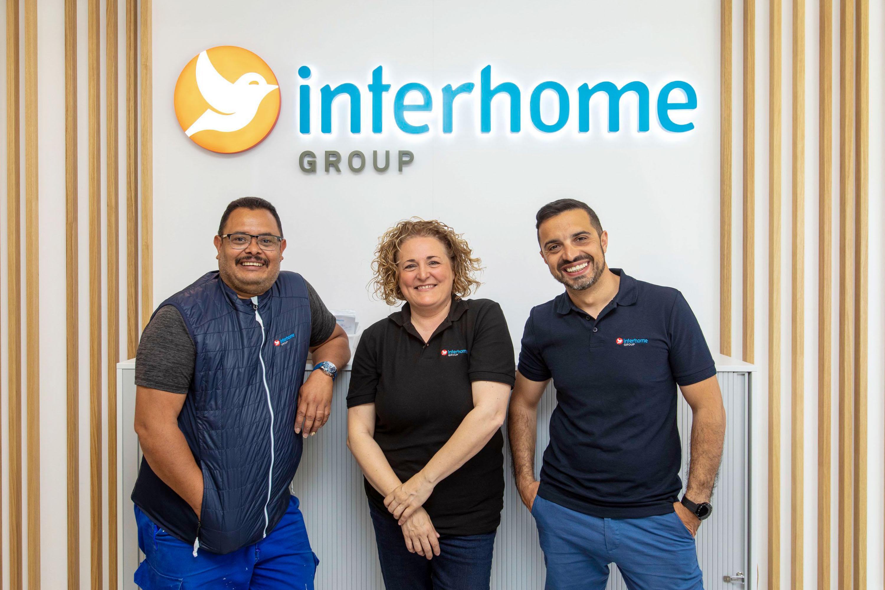 team from local property management office in Pals