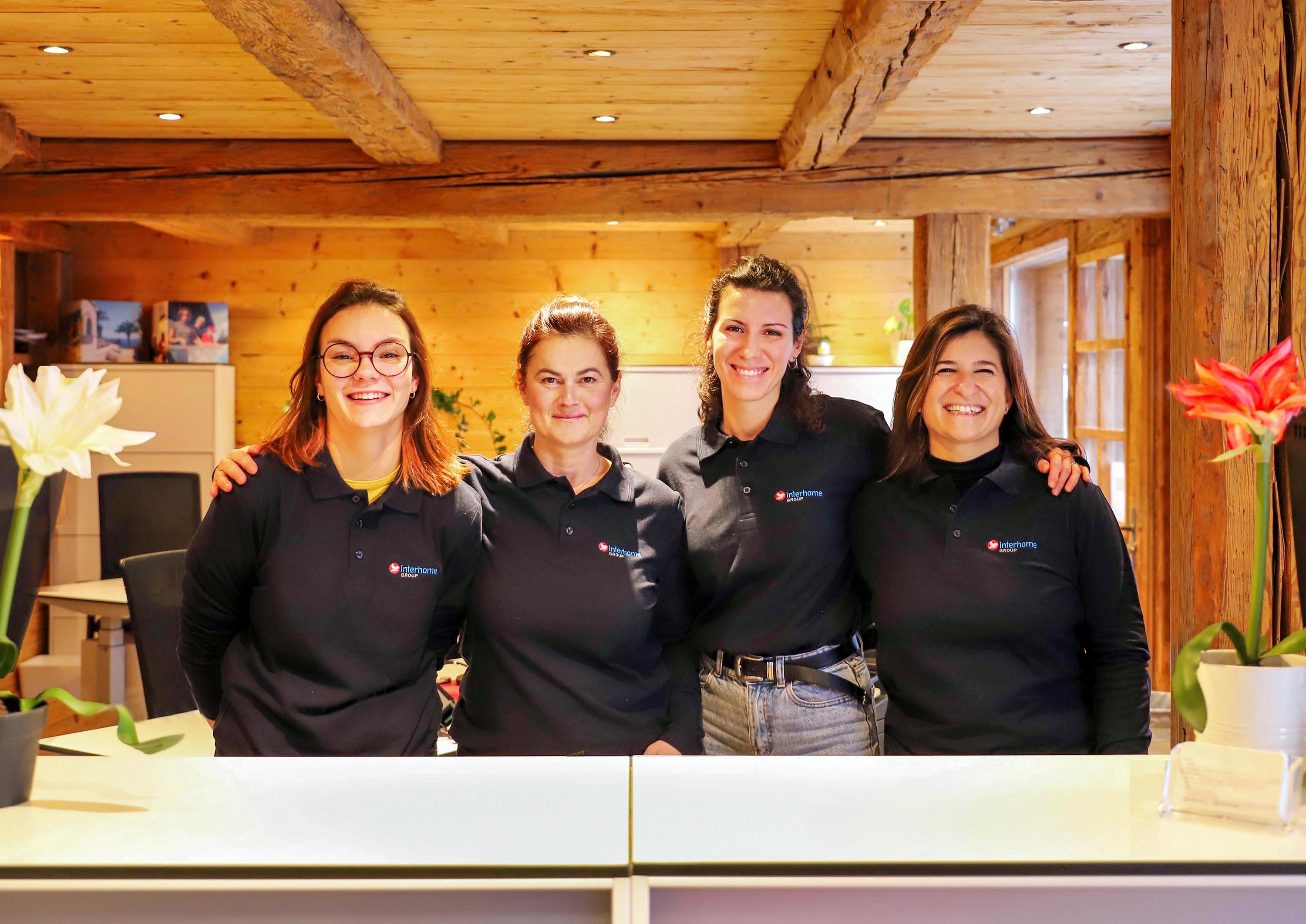 équipe de la conciergerie à Villars