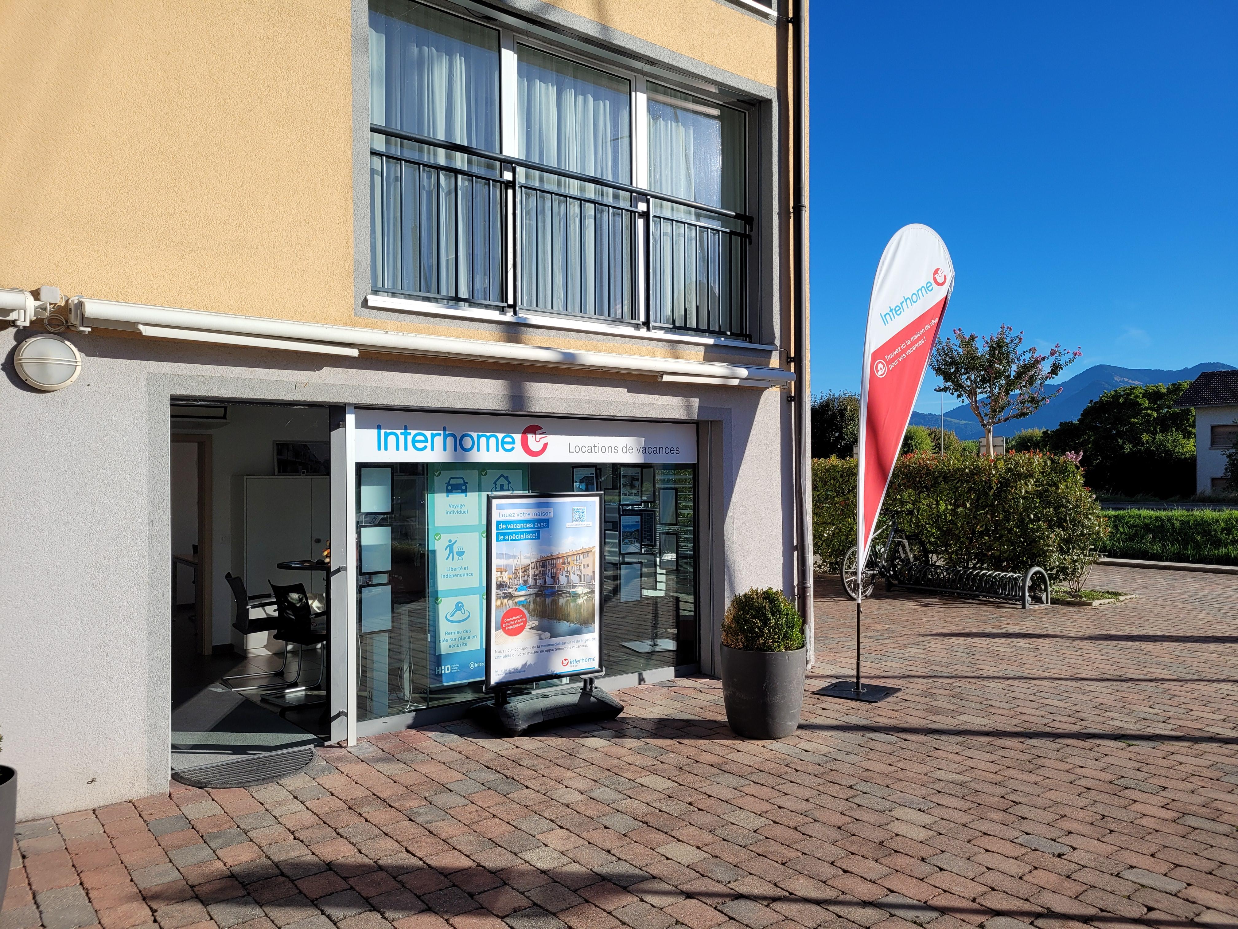 team from local property management office in Le Bouveret