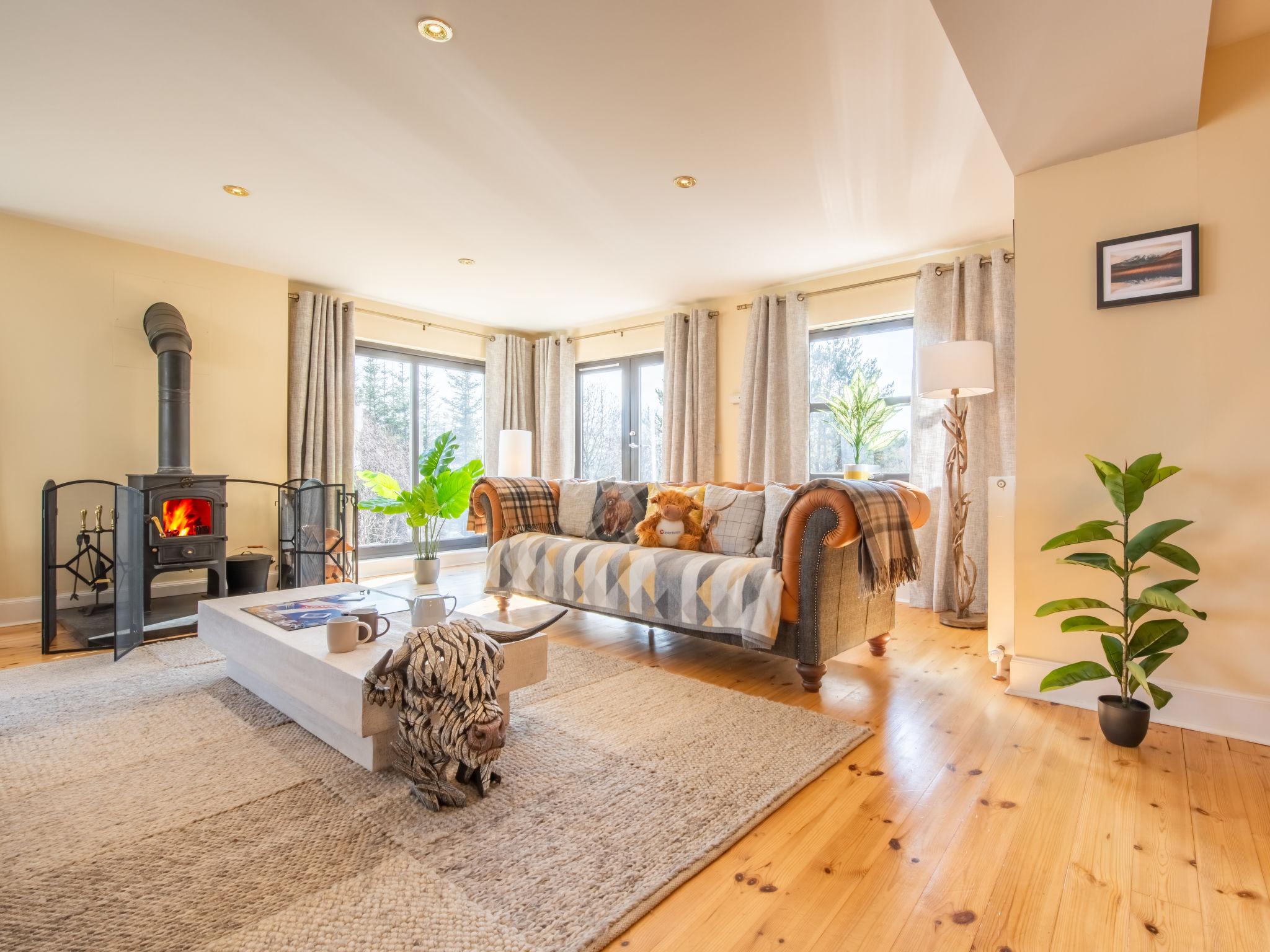 property management for a holiday house in Drumnadrochit