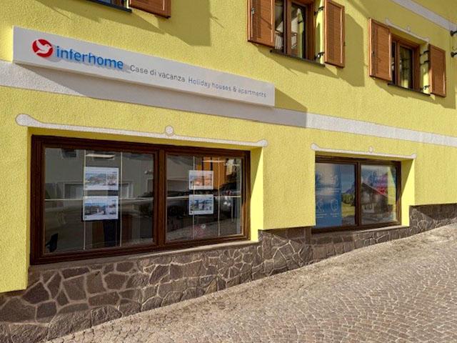 il team della nostra agenzia di affitti brevi a Canazei