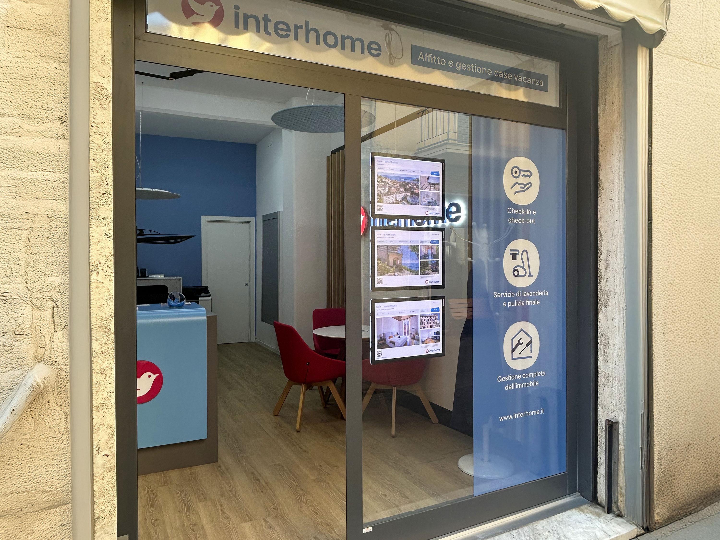 Il team della nostra agenzia locale di Rapallo