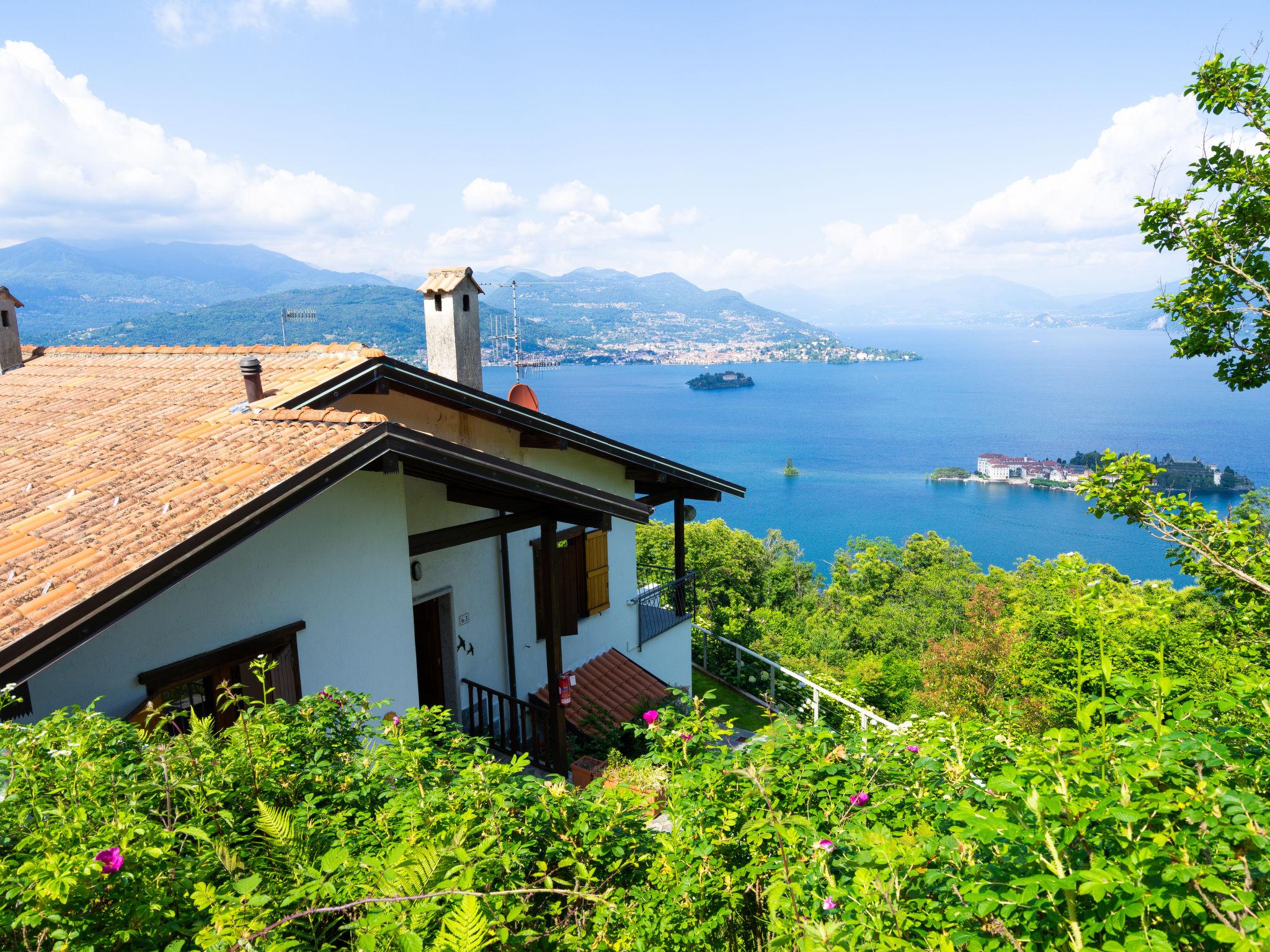 gestione case vacanza con vista lago a Verbania