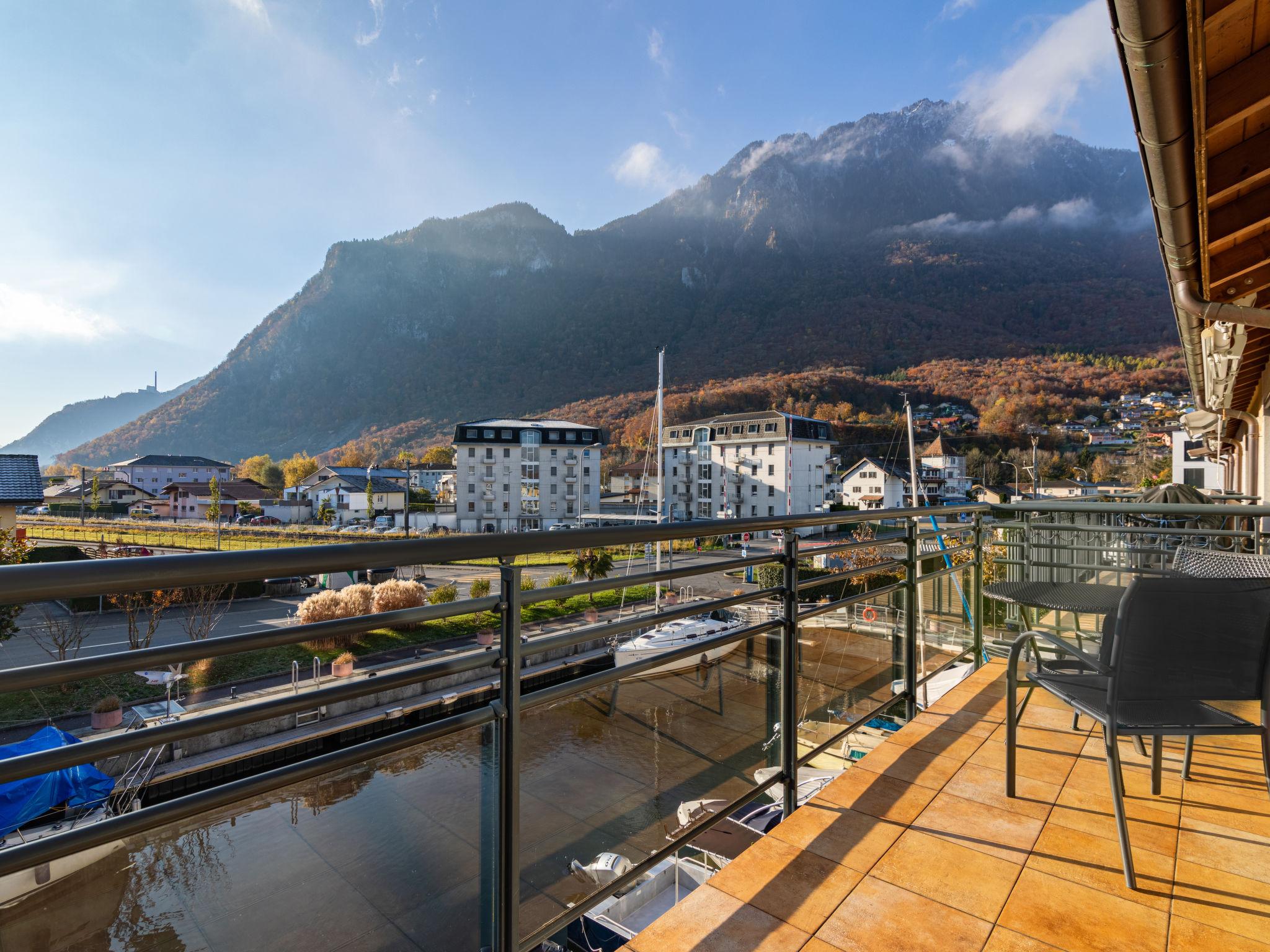 gestione case vacanza con vista su montagne e lago a Le Bouveret