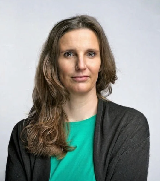 Carina Grühser - CTO
